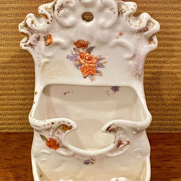 Antique 1920s Victoria Carlsbad Austrian Porcelain Wall Match Strike - Picture 2 of 6